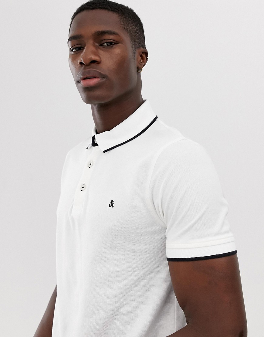 Jack & Jones Essentials - Polo slim bianca in piqué con bordi a contrasto e logo-Bianco