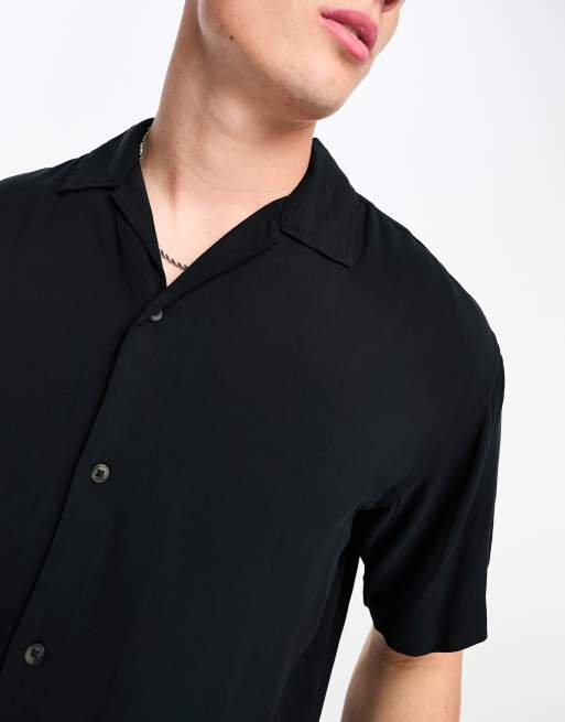 Jack & Jones Essentials short sleeve revere collar viscose shirt in black, 4 of 4