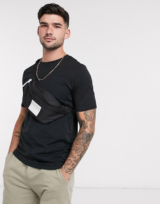 Jack & Jones Essentials t-shirt in cotton with crew neck in black - BLACK