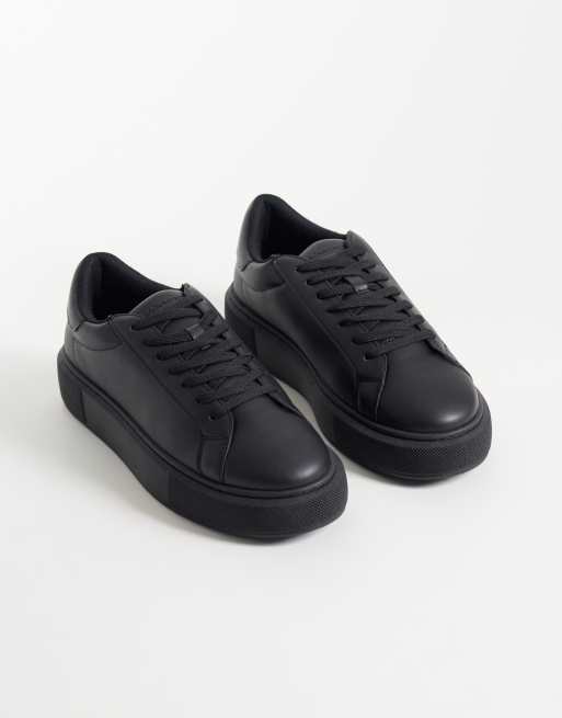 Jack & Jones faux leather sneaker in black, 2 of 4