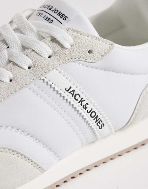 Jack & Jones faux suede and nylon runner trainers in light grey, 4 of 5