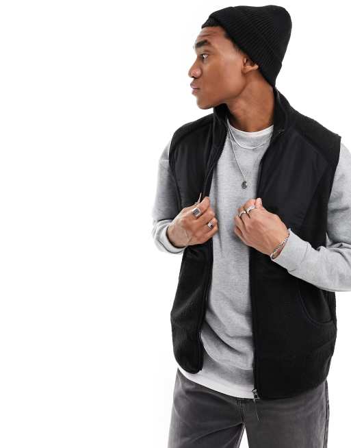 Jack & Jones – Fleece-Weste mit Kontrastoptik in Schwarz