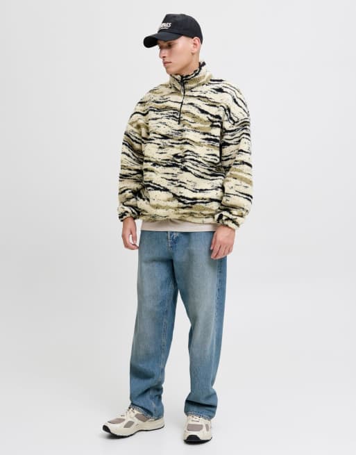 Jack & Jones – Flerfärgad sweatshirt i fleece med abstrakta ränder, 2 av 6