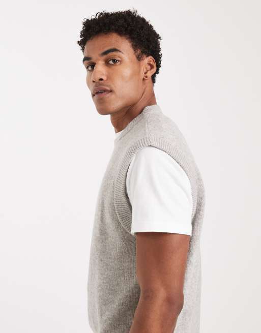 Jack & Jones fluffy knitted vest in grey, 4 of 5
