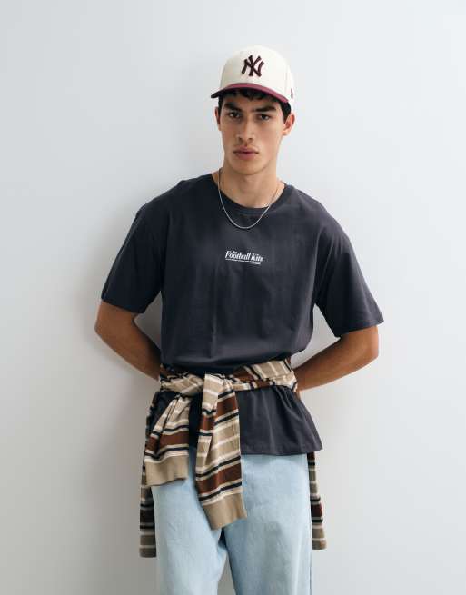 Jack & Jones football kits graphic t-shirt in grey, 3 of 5