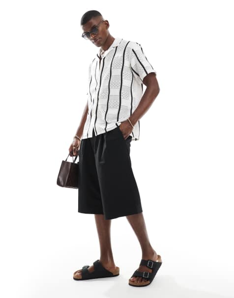 Jack & Jones - Geplooide shorts in zwart - view 1