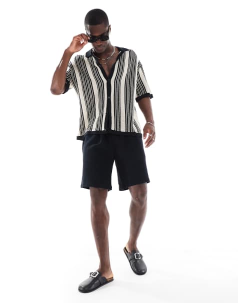 Jack & Jones – Gestrickte Shorts mit Waffelmuster in Schwarz - view 1