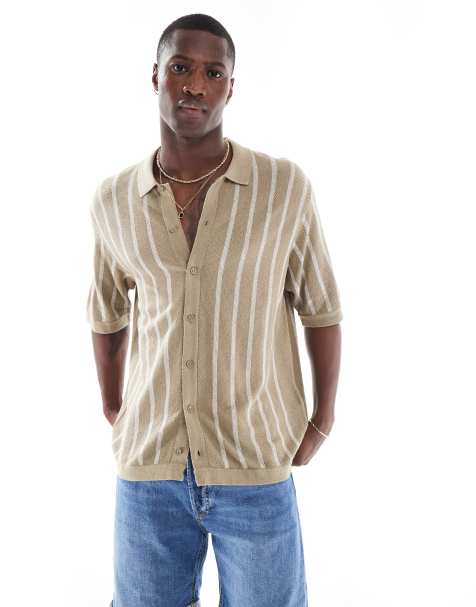 Jack & Jones – Gestricktes Polohemd in Beige mit Knopfleiste und Streifen - view 1