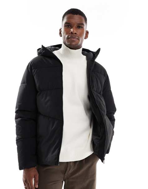 Jack & Jones - Gewatteerd jack met capuchon in zwart - view 1