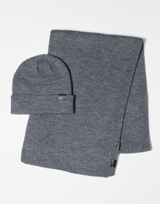 Jack & Jones giftbox beanie & knitted scarf in grey