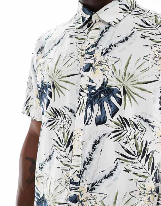 Jack & Jones hawaiian print short sleeve shirt in cream 