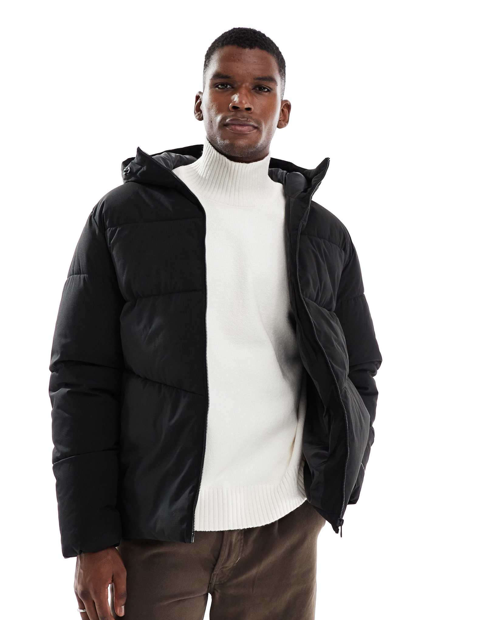 Черная пуховая куртка Jack &Jones с капюшоном