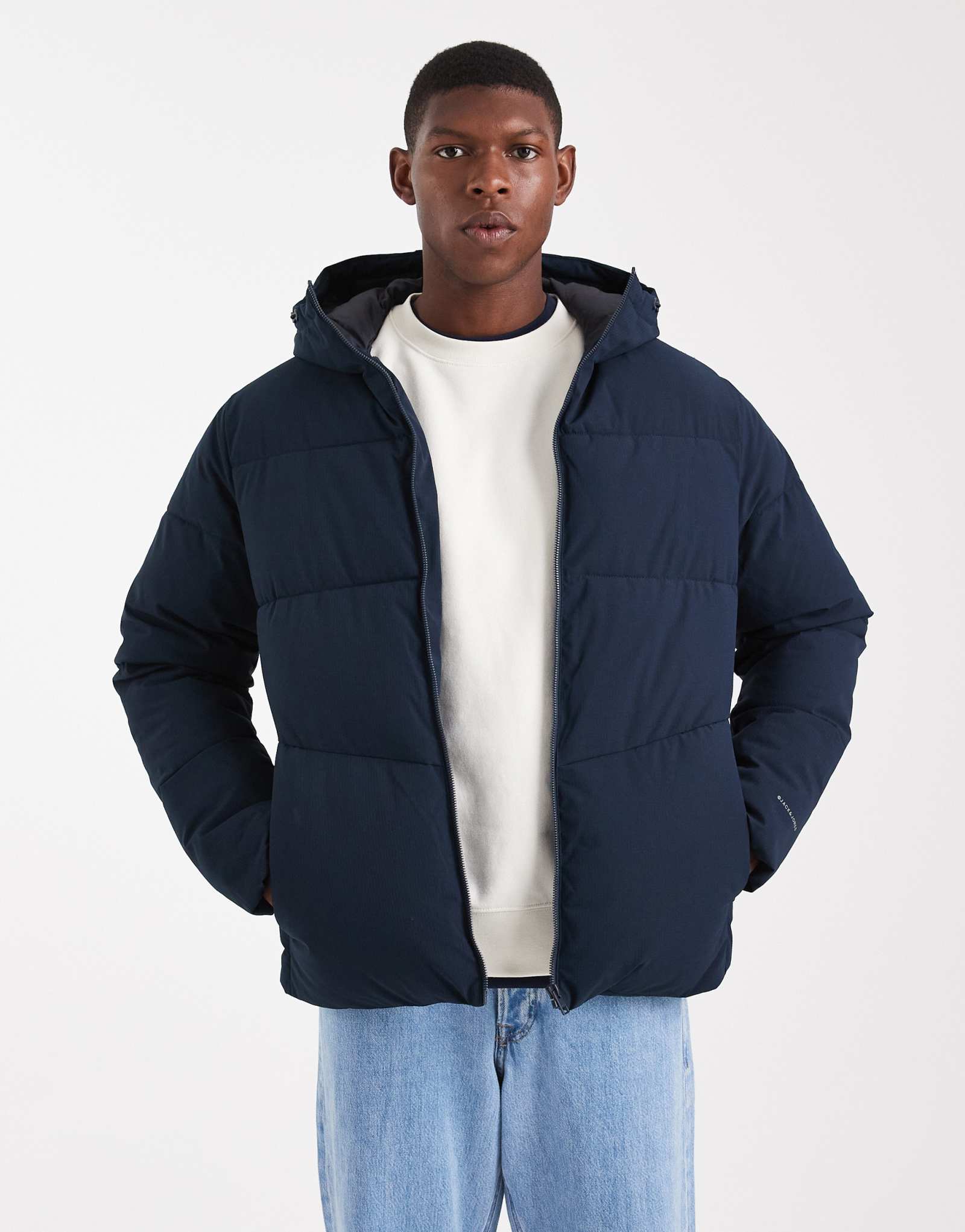 Пуховик Jack &Jones с капюшоном темно-синего цвета