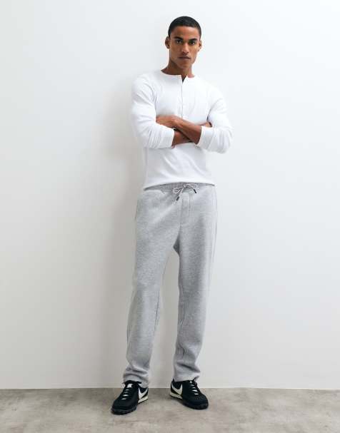 Jack & Jones Intelligence 2 pack joggers with logo in black & navy - view 1