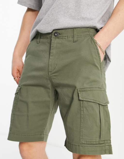 Jack & Jones Intelligence cargo shorts in khaki