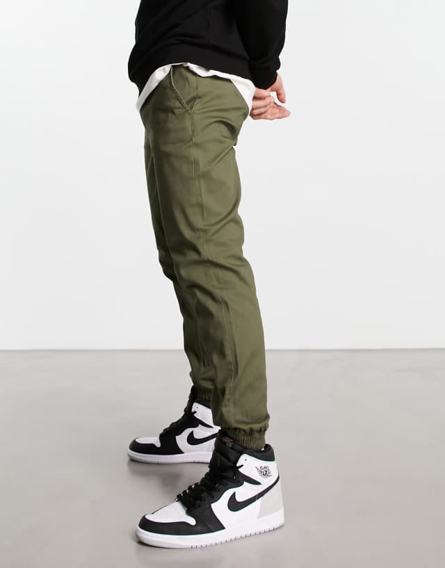 Jack & Jones intelligence cargo sweatpants in slim fit khaki