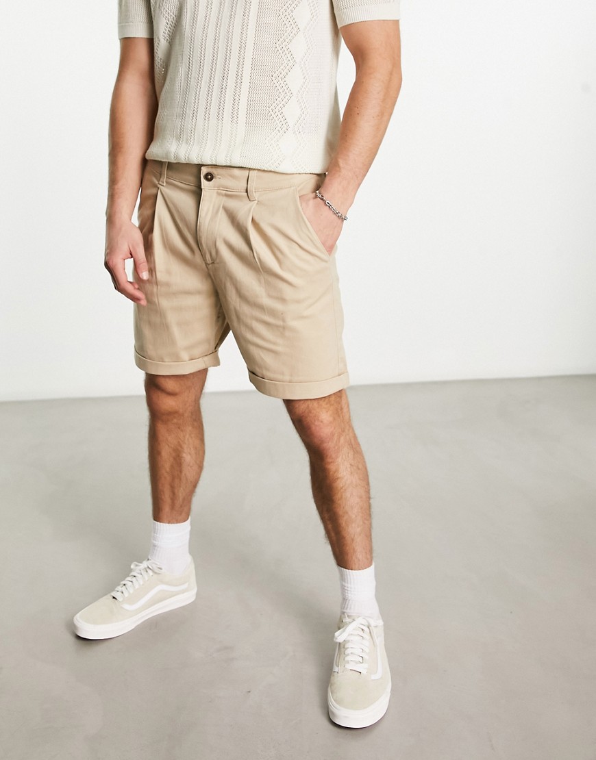 Intelligence chino shorts with pleat in beige-Neutral