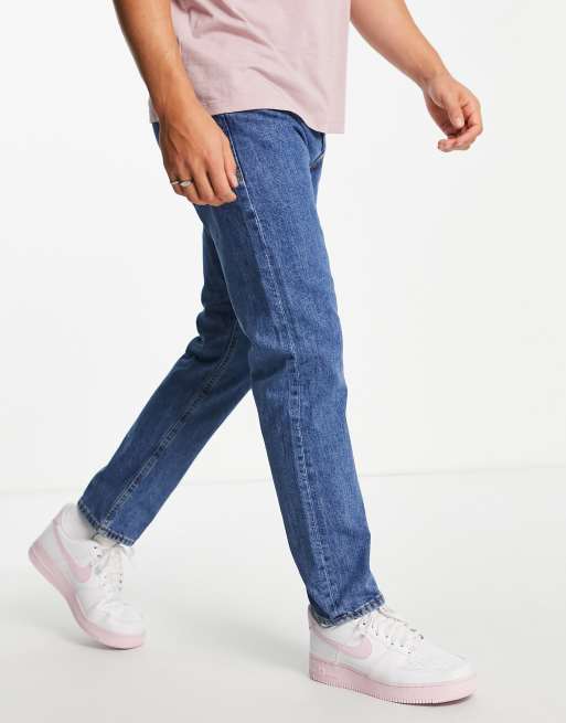 Jack & Jones Intelligence – Chris – Locker geschnittene, robuste Jeans in verwaschenem Mittelblau , 4 von 4