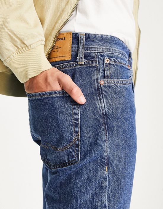 https://images.asos-media.com/products/jack-jones-intelligence-chris-loose-fit-jeans-in-dark-blue-rinse/203568525-2?$n_550w$&wid=550&fit=constrain