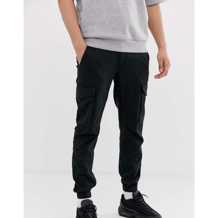 Jack & Jones Intelligence cuffed cargo pants in black