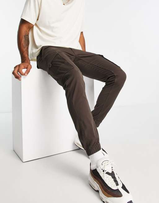 Jack & Jones Intelligence cuffed cargo pants in brown