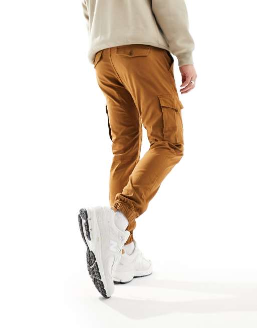 Jack & Jones Intelligence cuffed cargo pants in camel