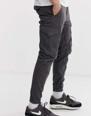 jack & jones intelligence cuffed cargo trouser in black