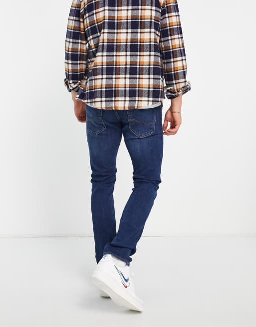 Jack & Jones Intelligence – Glenn – Schmal geschnittene Karottenjeans in Mittelblau, 2 von 4