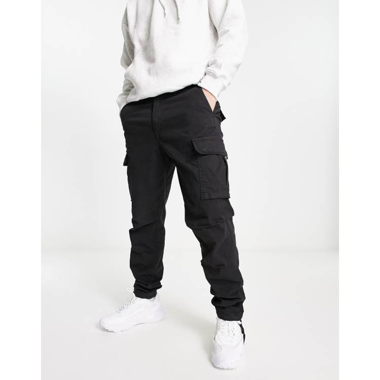★★ ★★ Here are the Black Loose Cargo Pants J2 Jack & Jones Intelligence loose fit washed cargo pants in
