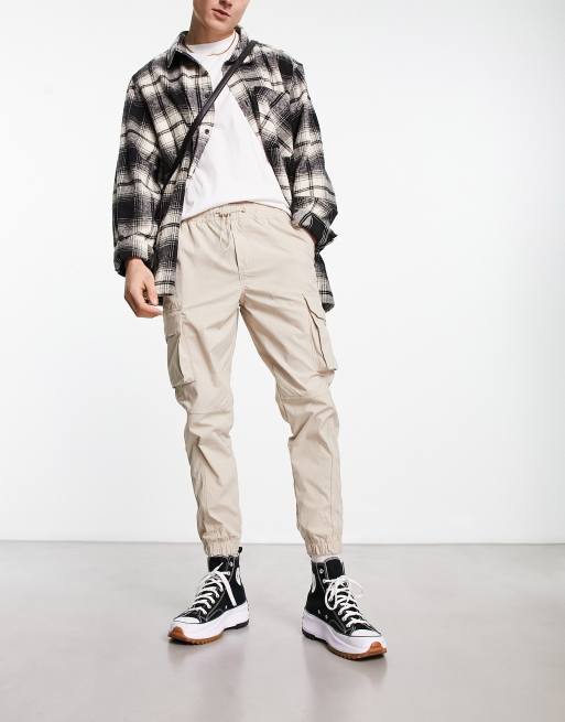 Beige cargo best sale pants men