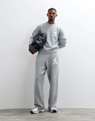 Knitted 3