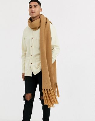 Jack & Jones – Kamelfärgad scarf i oversize-modell med tofsar-Beige