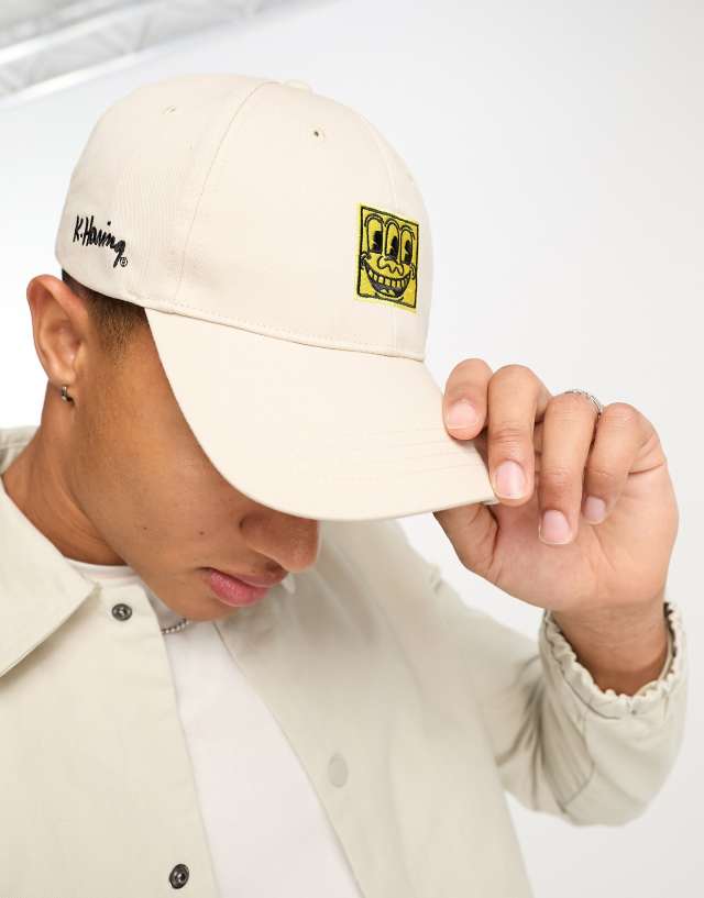 Jack & Jones Keith Haring cap in beige