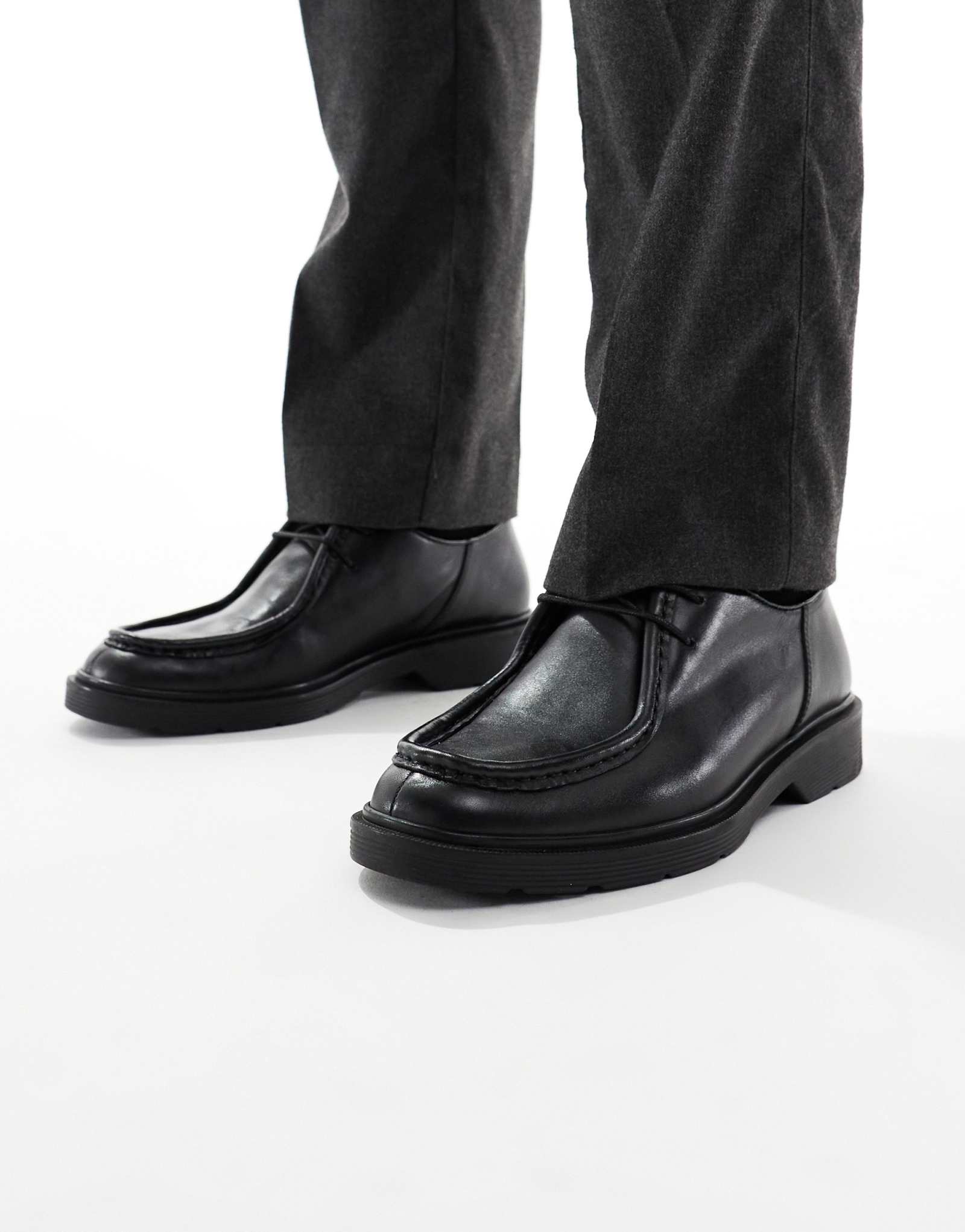 Кожаные ботинки moc на шнуровке Jack &Jones черного цвета