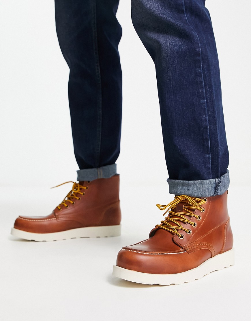 Jack & Jones leather mock toe lace up boots in tan-Brown
