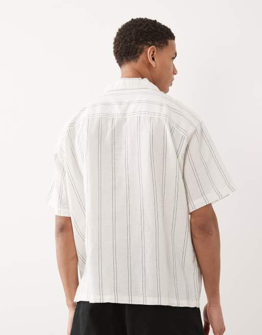 Jack & Jones linen blend cropped short sleeve striped shirt in cream, 3 of 5