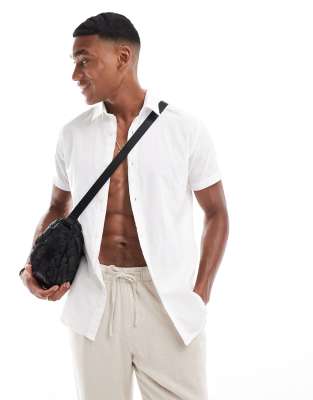 Jack & Jones Jack & Jones linen shirt with short sleeves in white