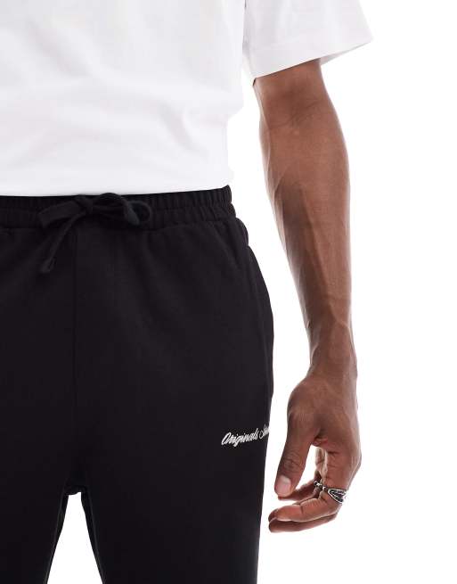Jack & Jones – Locker geschnittene Jogginghose in Schwarz, 5 von 5