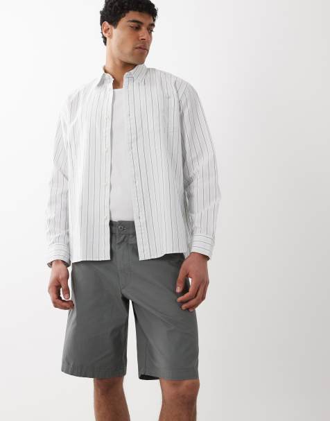 Jack & Jones loose chino shorts in sage green - view 1