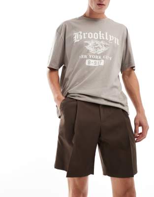 Jack & Jones Loose Fit Pleated Tailored Shorts In Brown