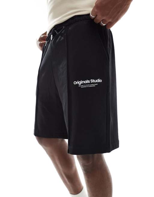 Jack & Jones loose fit sweatshirt fabric shorts in black    