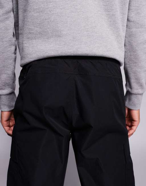 Jack & Jones loose tech cargo pants in black, 4 of 5
