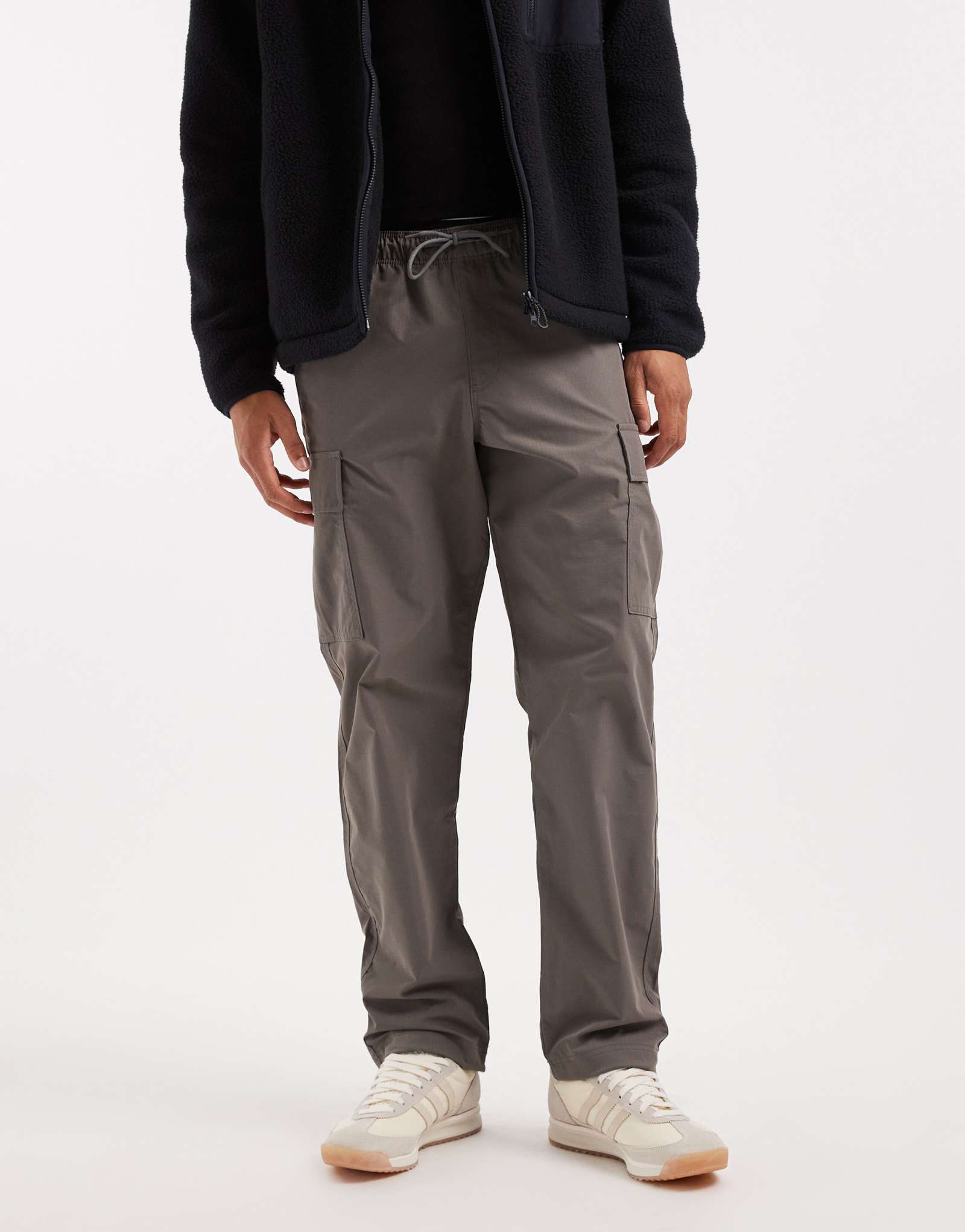 Свободные технические брюки-карго Jack &Jones серого цвета