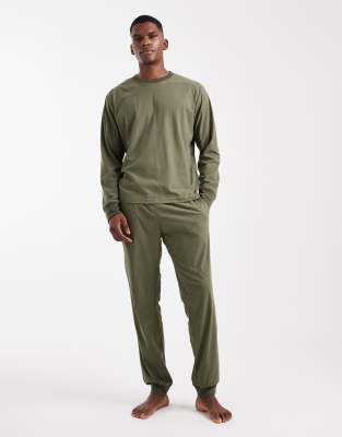 Jack & Jones Jack & Jones lounge set in khaki-Green