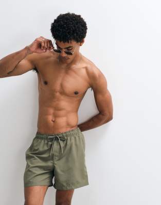 Khaki 3