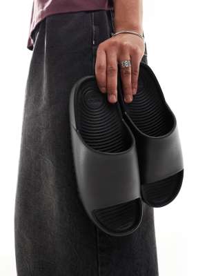 Jack & Jones Molded Slides In Black