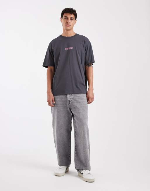Jack & Jones – Mörkgrå t-shirt med 'Lost Soul'-tryck baktill, 2 av 5