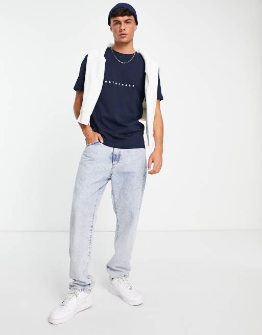 Jack & Jones Originals embroidered logo t-shirt with drop shoulder in navy , 3 of 4