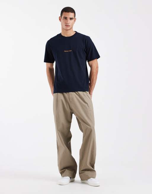 Jack & Jones Originals front logo t-shirt in navy, 2 of 5