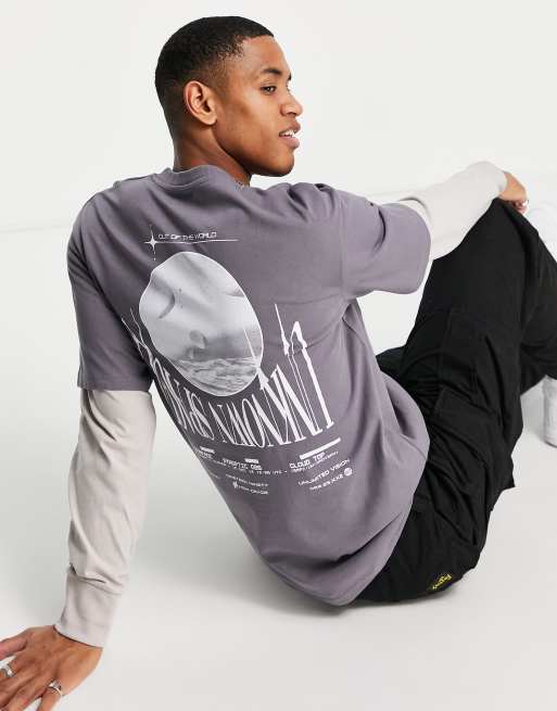 Jack & Jones - Originals - Gelaagd T-shirt met lange mouwen en print op de rug in grijs